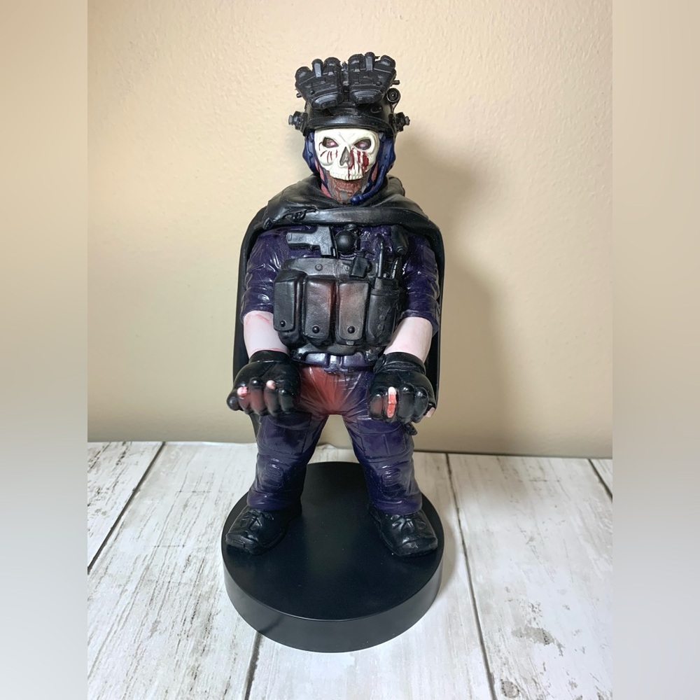 Cable Guys Call Of Duty Zombie Ghost Figure Phone/Controller Holder